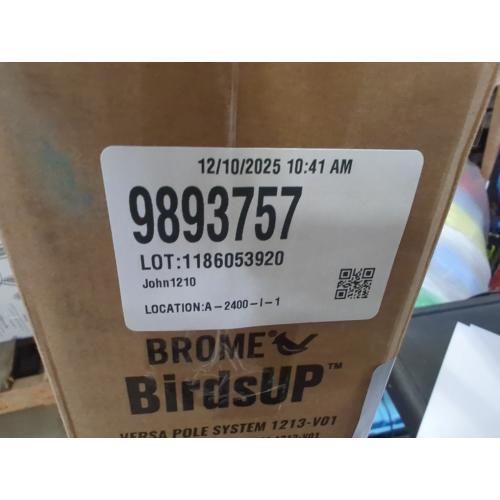 Color Black Brome BirdsUP Versa 4 Bird Feeder Pole Kit, 4-Arm Hanging Station, Black