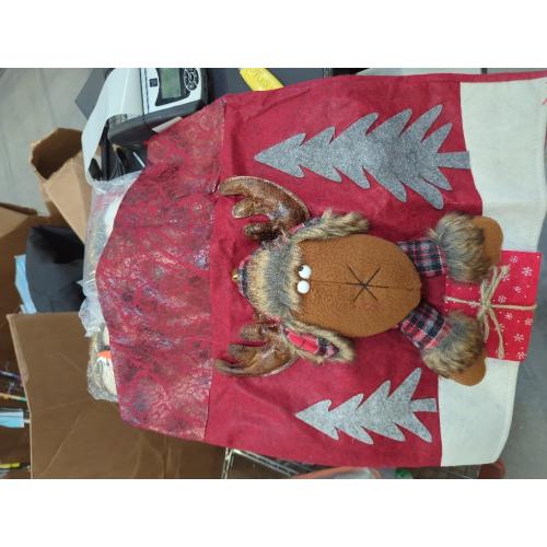 Christmas Chair Covers, Chair Back Covers for Xmas Banquet, Red Christmas Dining Room Chair Covers, Chair Covers Seat Protector for Home Kitchen Decor (Elk)