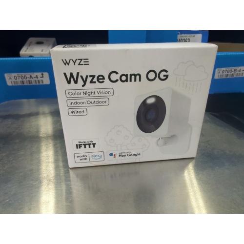 Wyze Cam OG Indoor/Outdoor 1080p Wi-Fi Smart Home Security Camera with Color Night Vision, Built-in Spotlight, Motion Detection, 2-Way Audio, Compatible with Alexa & Google, White, Free Expert Setup
