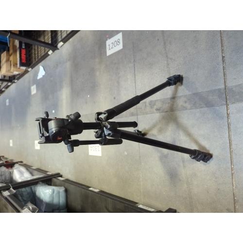 Manfrotto MK290LTA3-V, Kit 290 Light with Video Fluid Head, Aluminium, DSLR, Compact System Camera, Mirrorless, Video, Videography, Black