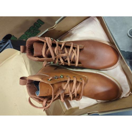 OluKai KilaKila Coconut Husk Mens 10.5