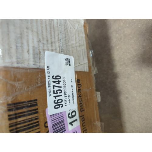 Belo Upholstered King Platform Bed White