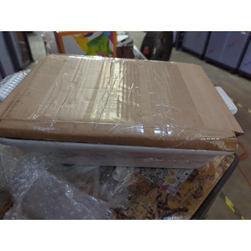 Le Creuset 4 Quart Stoneware Covered Rectangular Casserole with Marble Applique - White - 4.5 Quart