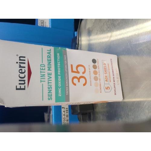 Eucerin Sun Tinted Sensitive Mineral Face Sunscreen Lotion SPF 35, Non-Comedogenic Mineral Sunscreen with Gentle Zinc Oxide Protection for Sensitive Skin, 1.7 Fl Oz Bottle