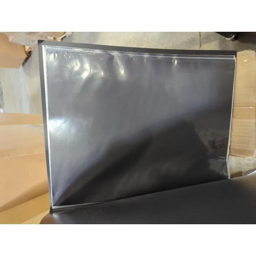 Black Sooez Heavy Duty Binder with Plastic Sleeves 18x24, Portfolio Folder with 30 Clear Sheet Protectors, Display 60 Pages, Presentation Book for Artwork, Sheet Music, Document