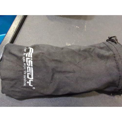 GREEN FEISEDY Retro Square Aviator Sunglasses Women Men 70s Vintage Trendy Plastic Frame Sun Glasses B2835