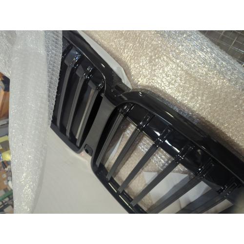 BLACK MAXDOM Replacement Front Upper Grill Fit for BMW (2023-2025) X7 G07 LCI – Gloss Black Single Slat ABS Grille