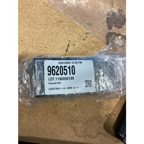 Wyze Cam V4 Plug-in Indoor and Outdoor Smart-Enabled Security Camera