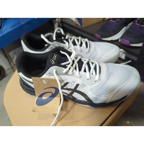 ASICS Men's Upcourt 5 Volleyball Shoes (SIZE 9 1/2)