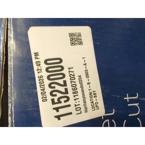 Insignia™ - 10-Sheet Crosscut Paper/CD Shredder - Black