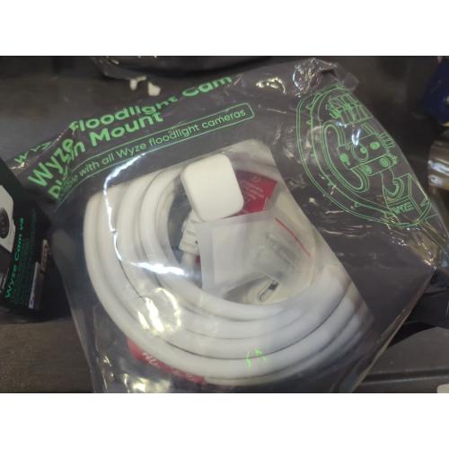 Wyze Floodlight Cam Plug-in Mount for Wyze Floodlight Cameras v1/v2/Pro, Electrical Box with 20ft Weather-Resistant Outdoor Power Cable, Easy Installation (White)