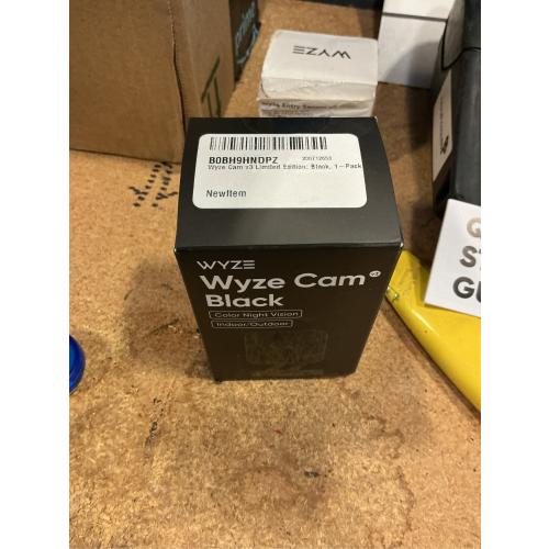 Wyze Cam v3 Color Night Vision CCTV surveillance camera Black