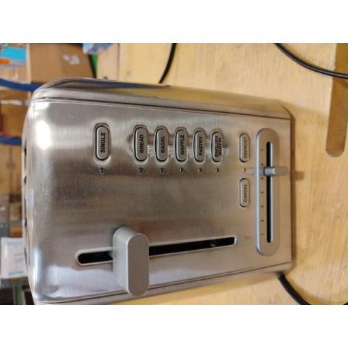 Cuisinart 2-Slice Custom Select Metal Toaster‼️light dirt‼️