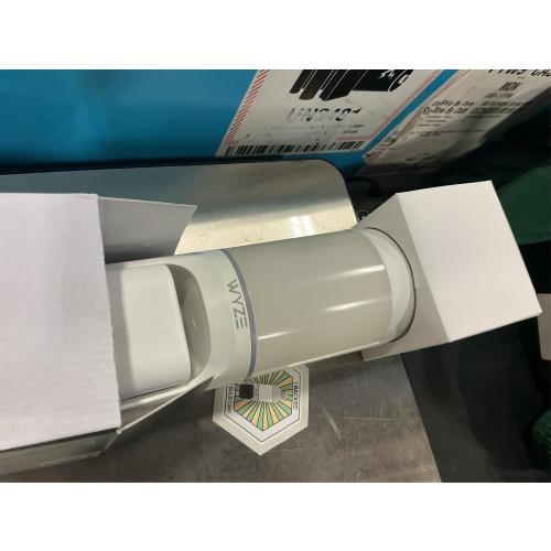 WYZE Bulb Cam Security Camera, 2K HD Outdoor Light Bulb Camera, Color Night Vision, Dimmable LED Bulb, Motion Detection, Siren Alarm, Works w/Alexa/Google Assistant. Free Expert Support