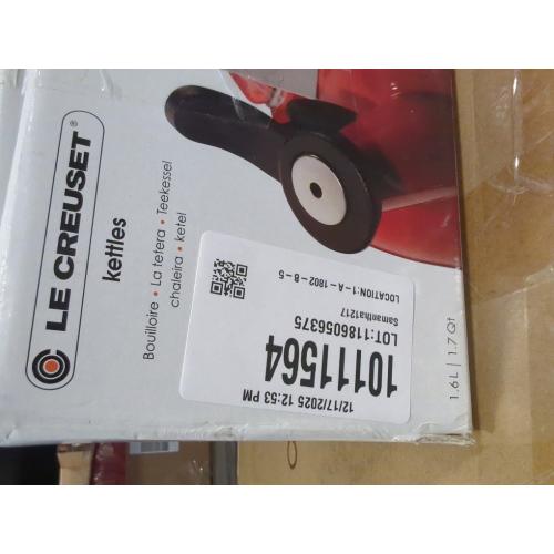 Le Creuset 1.7 Quart Enamel on Steel Whistling Tea Kettle - Blue - 1.7 Quart