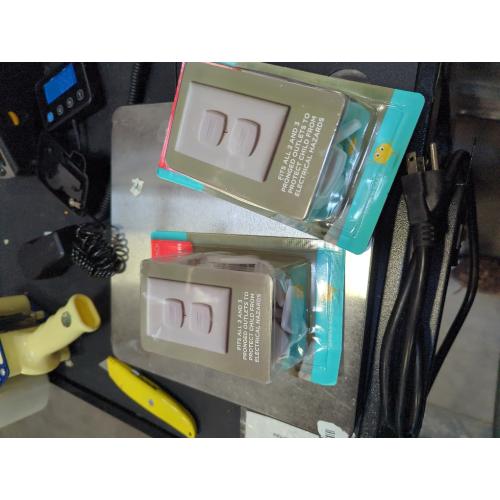 (2pc)Toddle Roo by North States Plug Protectors | Fits Two and Three pronged outlets for Quick Coverage in Seconds | Baby proofing with Confidence (36-Pack, Soft White)