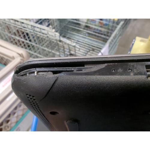 HP Notebook - 14-an012nr With Charger