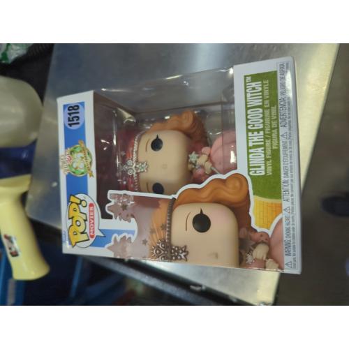 Funko POP! Movies: The Wizard of Oz - Glinda The Good Witch - Collectable Vinyl Figure - Gift Idea - Official Merchandise - for Kids & Adults - Movies Fans - Model Figure for Collectors and Display