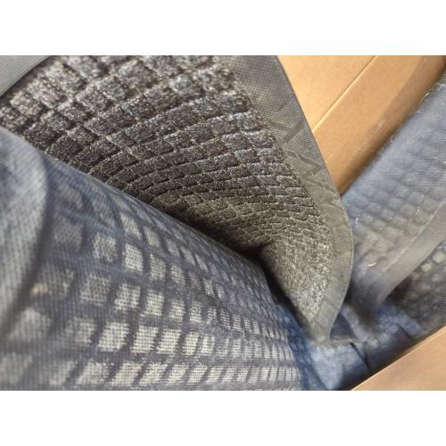 Project Source 36-in x 60-in Gray/Silver Non-Slip Grip Indoor or outdoor Door Mat