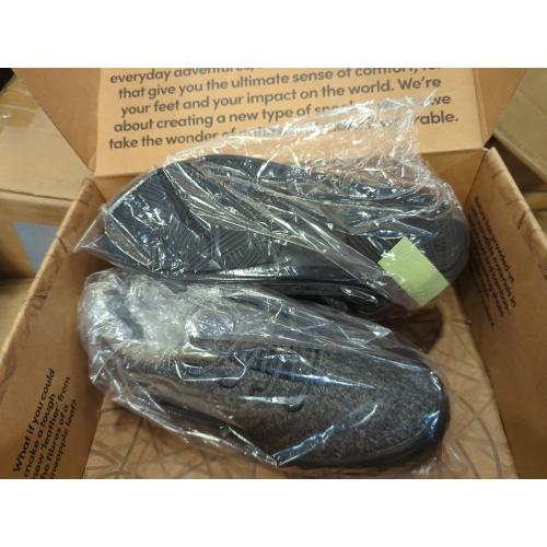 YY NATION Mens 6 Women's 7.5 Cirro Merino Charcoal