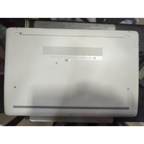 HP Notebook - 15-db0040ca With Charger