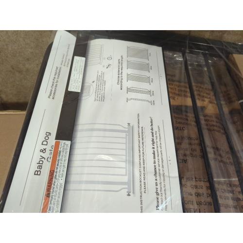 Safety 1st Easy Install 28'' Walk Thru Gate, Fits Between 29'' and 38'', Black, 1-Pack,(GA105CBLK)