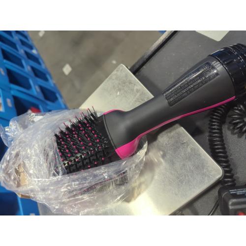 REVLON One-Step Volumizer Hair Dryer and Styler | Less Frizz, More Shine, and Less Heat Damage for Fast and Easy Salon-Style Blowouts, for All Hair Types and Lengths (Black)