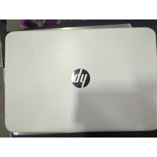 HP Stream - 14-ax022nr With Charger