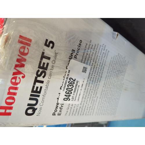 Honeywell 40 in. H X 10 in. D 5 speed Oscillating Whole Room Fan Remote Control