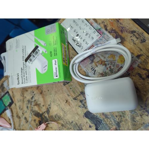 Belkin 42W Wall Charger C-Lightning Bundle - White: Compatible with Samsung & iPhone