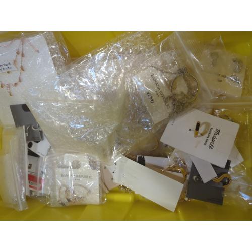 Jewelry Mystery Box - 30 pieces 1186087633
