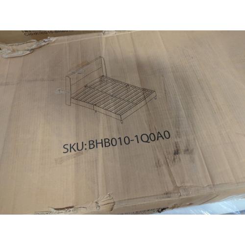 Belo Upholstered Queen Platform Bed White