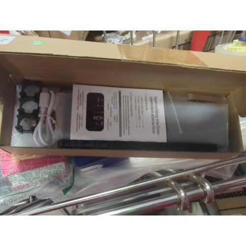 Handheld Battery Spot Welder 5V 2A 1865O Battery Spot Welder 80 Gears Adjustable Portable Welder with Colorful Digital Display for Various 1865O Battery and Nickel or Stainless Steel Sheets