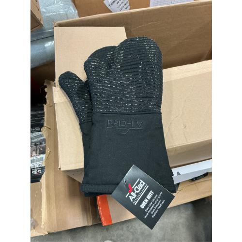 All-Clad Silicone Oven Mitts: Heat Resistant up to 500 Degrees - 100% Cotton & Silicone, 14x7 Oven Mitt for Kitchen and Barbecue, 2-Pack, Black