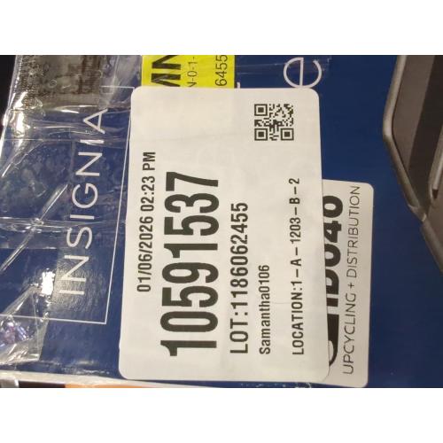 Insignia™ - 6-Sheet Crosscut Shredder - Black