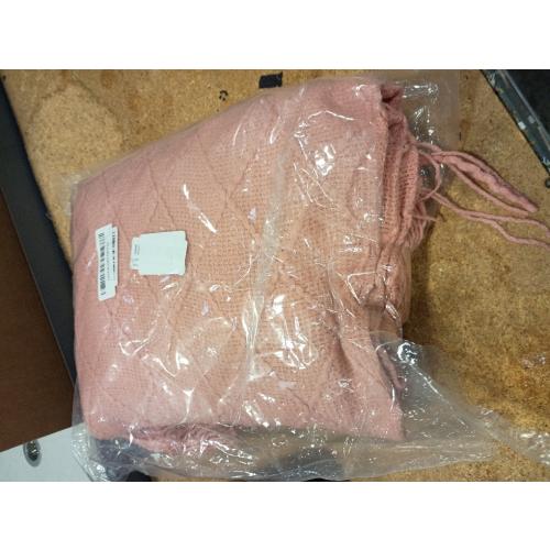 PAVILIA Light Pink Knit Throw Blanket for Couch Bed, Soft Knitted Farmhouse Sofa Throw for Living Room, Lightweight Decorative Summer Throw Blanket for Chair, Outdoor Textured Boho Blanket, 50x60