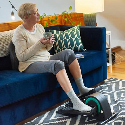 Cubii JR1 Compact Elliptical in Aqua