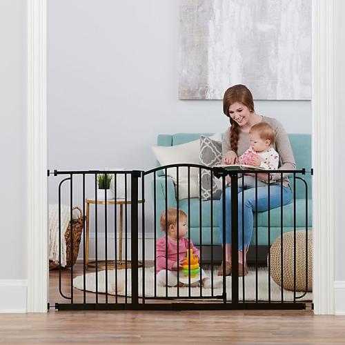 Regalo Home Accents Super Wide Safety Gate in Bronze