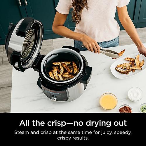 Ninja® Foodi® Pressure Cooker Steam Fryer in Stainless Steel/Black