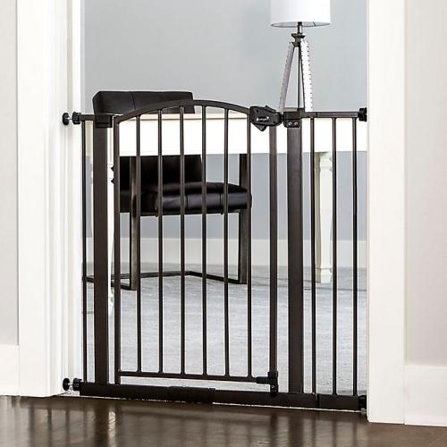 (HOLE SUPPORTS DAMAGED) Regalo® Easy-Step Arched Decor Gate in Bronze