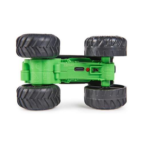Monster Jam, Grave Digger Remote Control Monster Truck 1:64 Scale, Includes Ramp, RC Cars - Multi