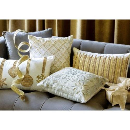 Park Hill Collection Golden Splendor Velvet Pillow
