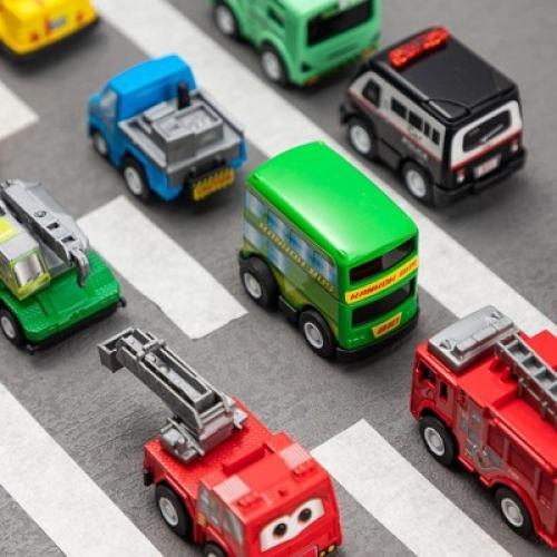 18Pcs Pull Back City Cars and Trucks Toy Vehicles Set, Friction Powered Cars Toys for Toddlers, Boys, Girls’ Educational Play, Goodie Bags Stuffers