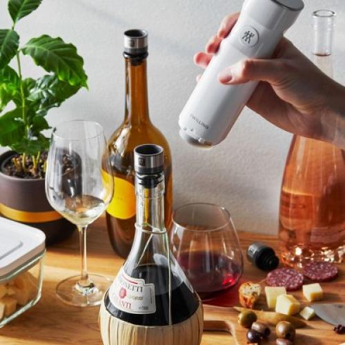 ZWILLING Fresh & Save Handheld Vacuum Sealer Machine for Easy Storage