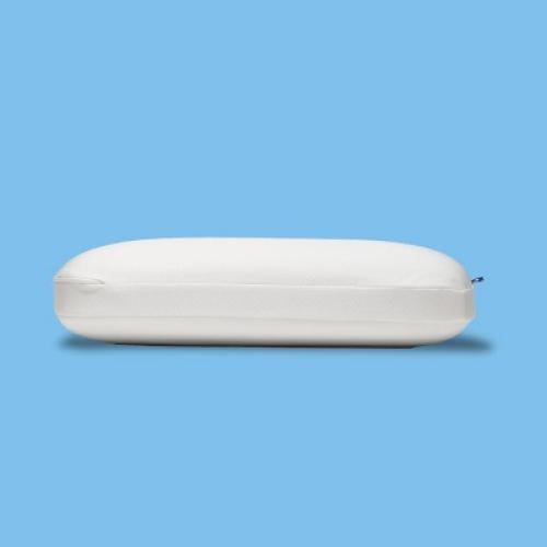 The Casper Essential Cooling Foam Pillow - Standard/Queen