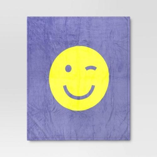 Smiley Chartreuse Flutter Throw Blanket - Room Essentials™