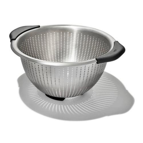 OXO 5 Qt Stainless Steel Colander: Dishwasher-Safe Strainer for Pasta & More, Clear, 11.7 Width ‼️has stains and scratches ‼️