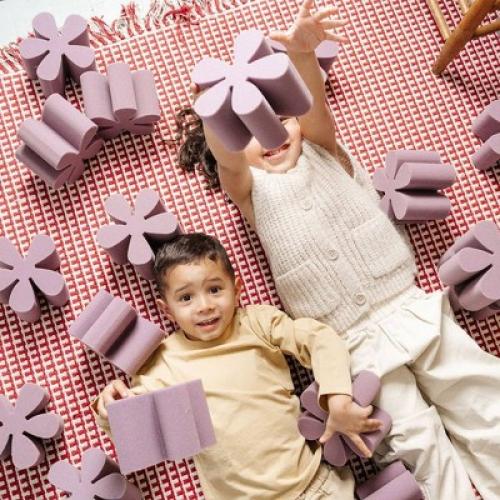 SMOL Foam Pit with Daisy Foam