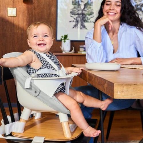 Lalo Booster Seat - Grapefruit