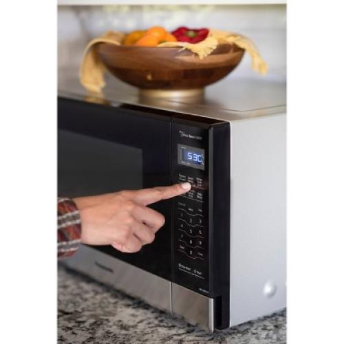 Panasonic 1.2 Inverter Microwave - Stainless Steel NN-SN67HS: Countertop, 1200W, 12 Programs, Digital Display